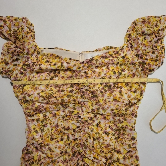 ASTR The Label Dress Floral Ruched Chiffon Mini Dress Woman's Medium - Picture 10 of 11